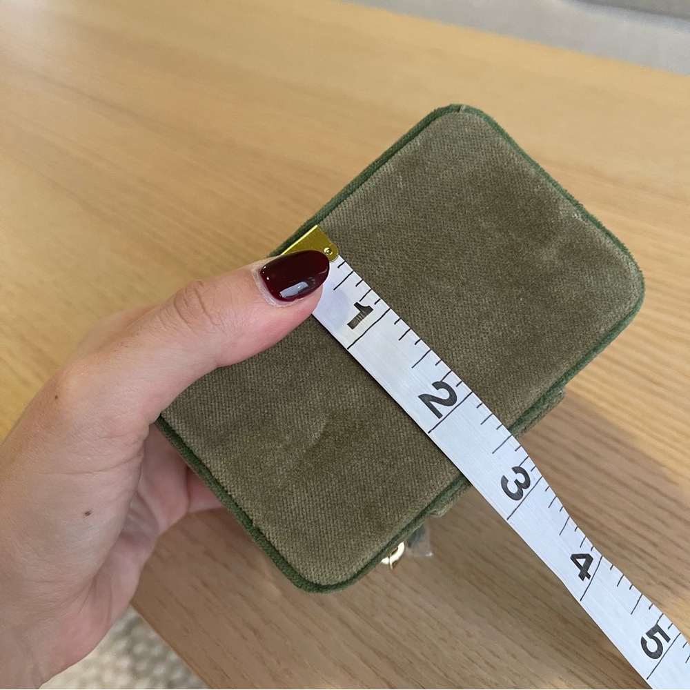 Sezane Velvet Jewelry Box - Picture 6 of 6